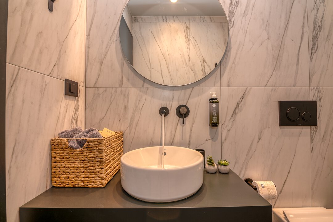 Contemporary kitchen with handleless cabinets at Nusa Balos villa, Crete